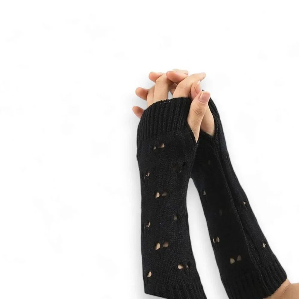 Black Heart Cut Out Knit Arm Warmers Gloves - NWT